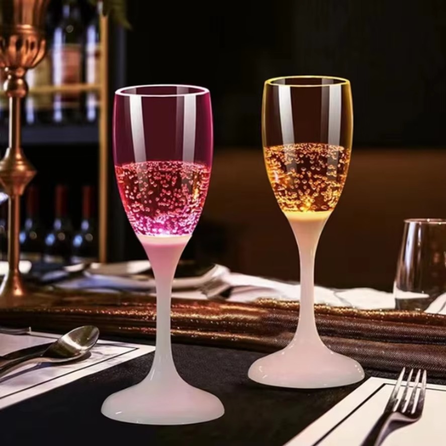Beer Wine Up - Automatische blinkende LED-Becher, mehrfarbig, 6-farbig, leuchtende