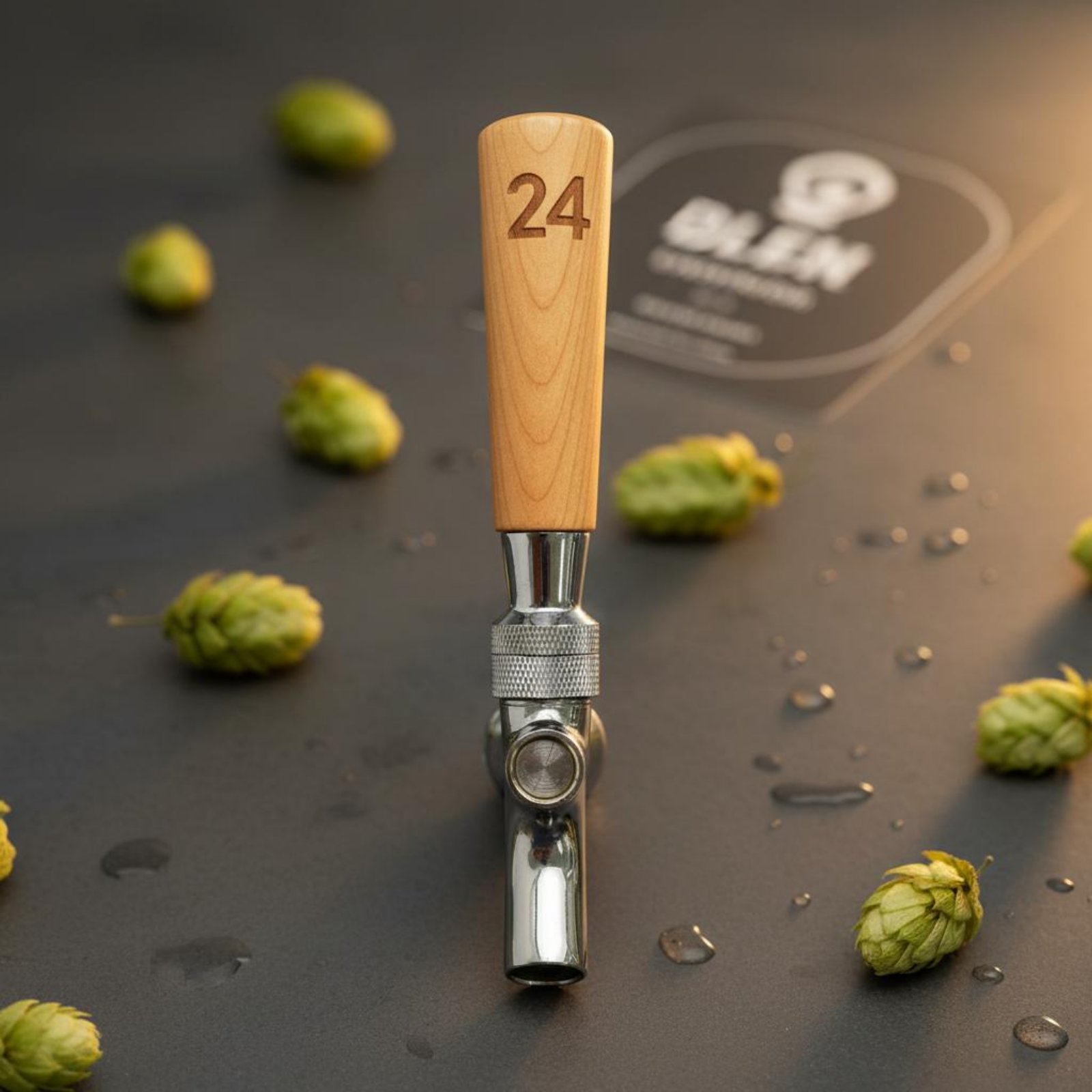Wine Beer & More - Kurzer Holz-Bierhahngriff aus Massivholz, Klassisches Design