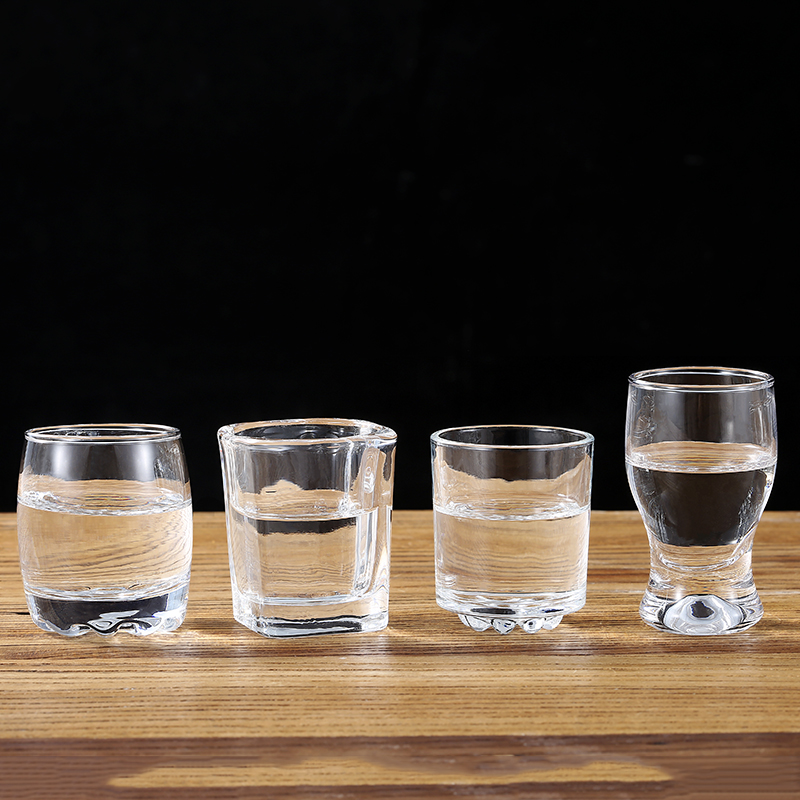 Weißweinbecher aus dickem Glas – Wine Beer Foot Bewertung und Preis