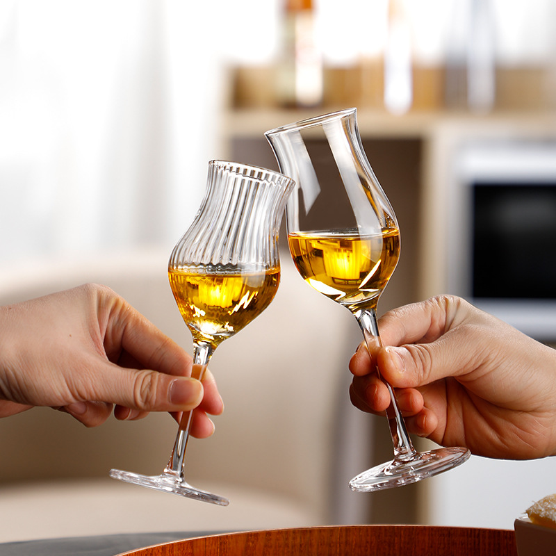Hochfuß-Kaffeetasse aus Krista – Wine Beer Foot Bewertung und Preis