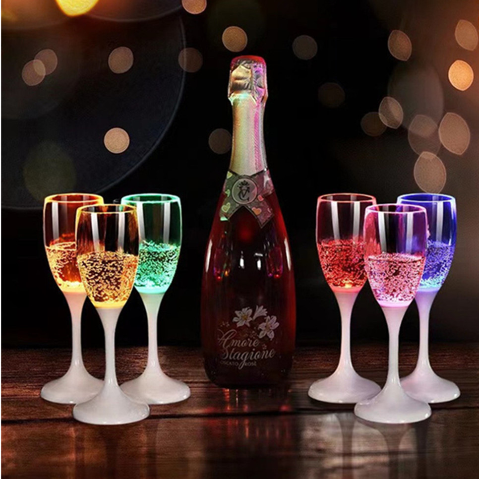 LED-Tasse automatische blinken – Beer Wine Up Bewertung und Preis